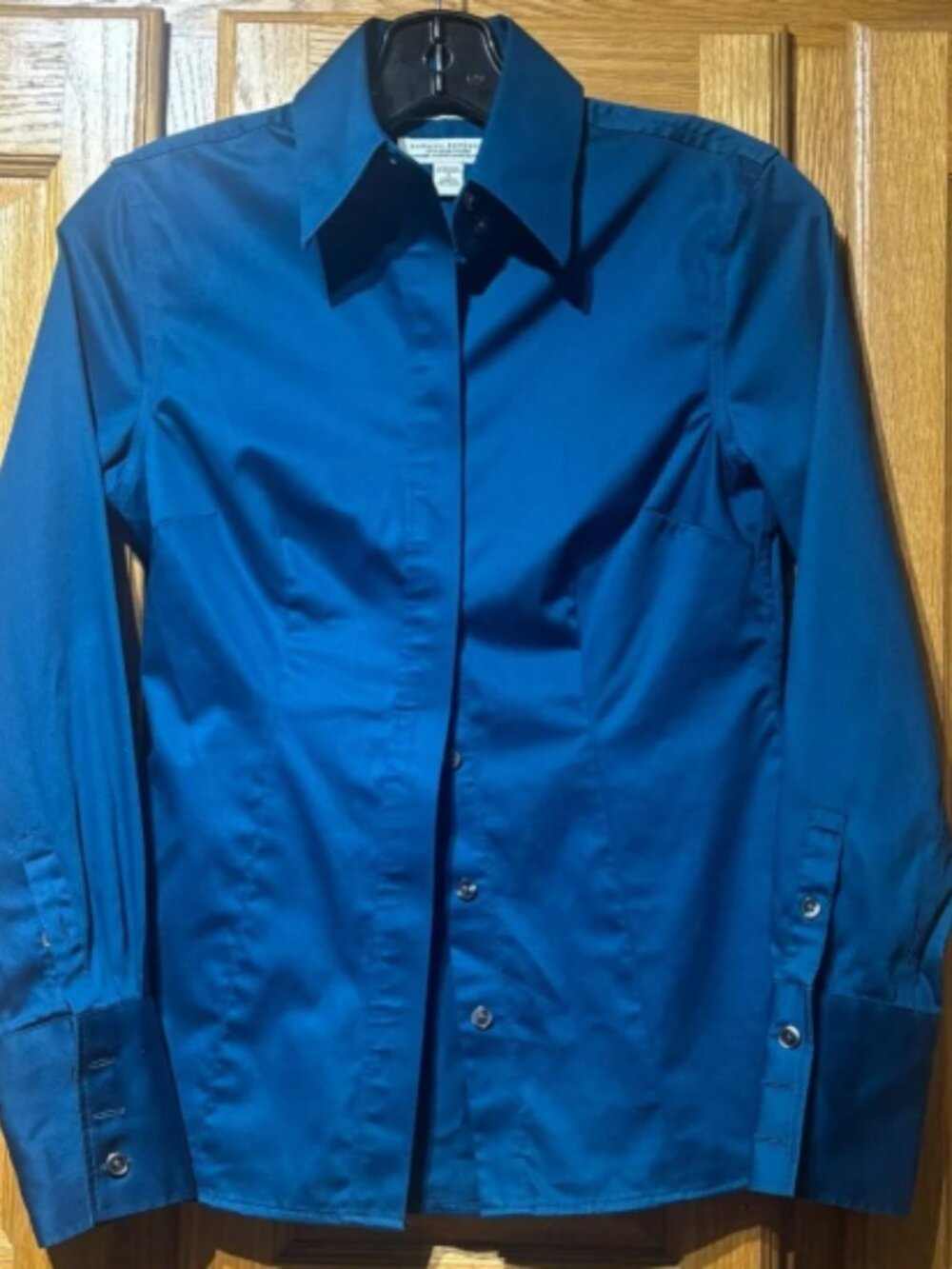 Banana Republic Non Iron Deep Teal Blue Blouse Women’s Size 2 EUC
